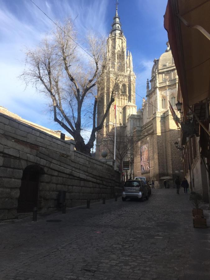 Apartamentos Catedral Escalinata Toledo Camera foto